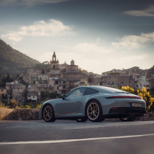 Porsche 911