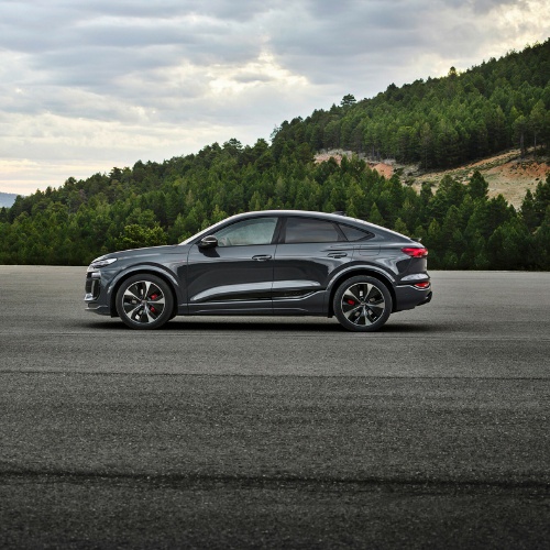 Nuova Q6 Sportback e-tron